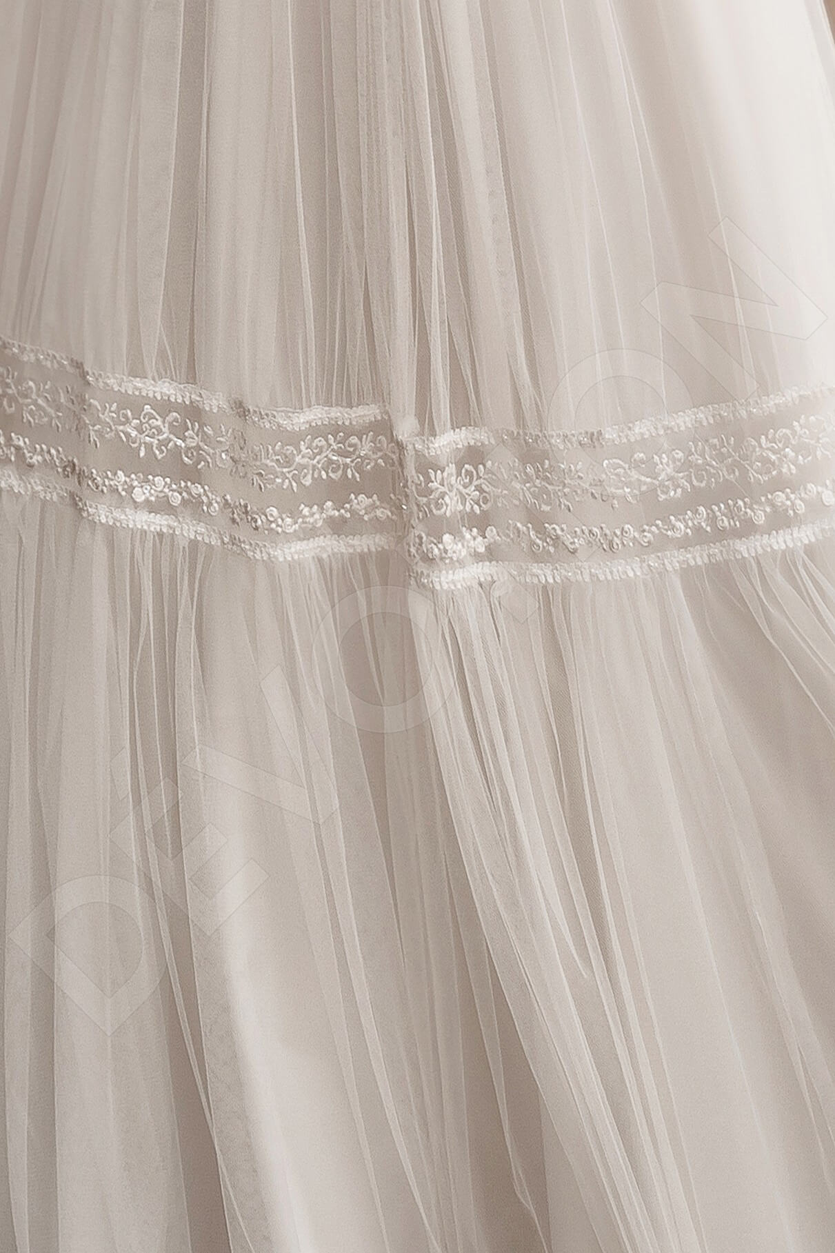 Arinella Open back A-line Long sleeve Wedding Dress 6