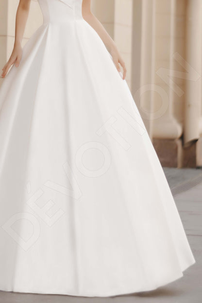 Beatris Full back Princess/Ball Gown Sleeveless Wedding Dress 4
