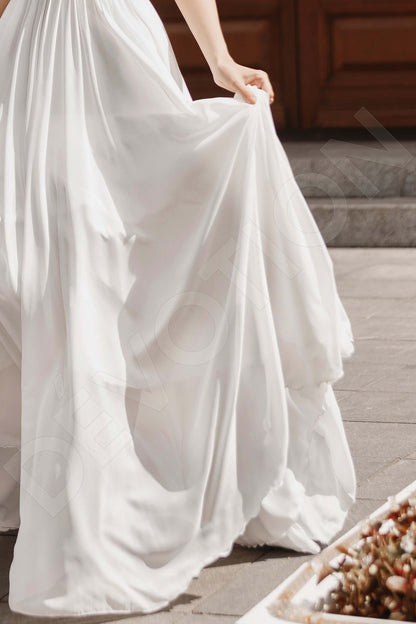 Dayana Open back A-line Straps Wedding Dress 4