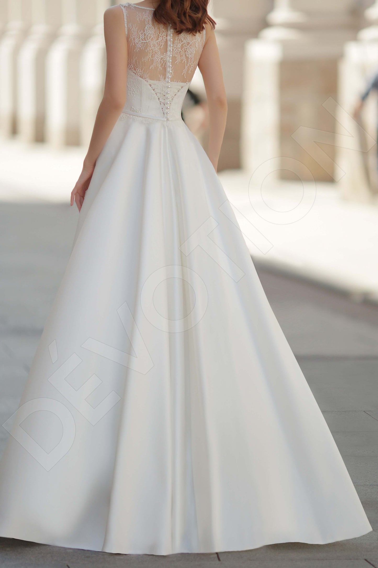 Dora Full back A-line Sleeveless Wedding Dress 3