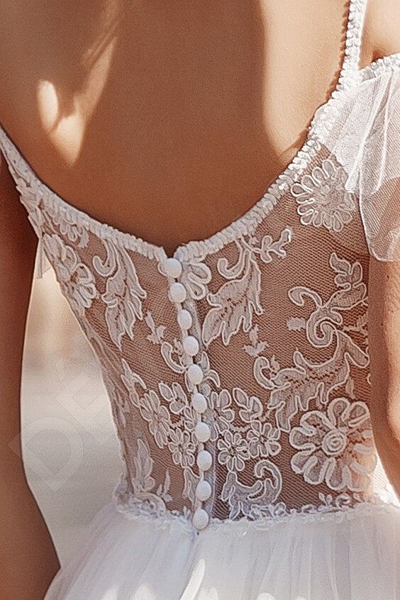 Klarisia A-line Scoop Ivory Wedding dress