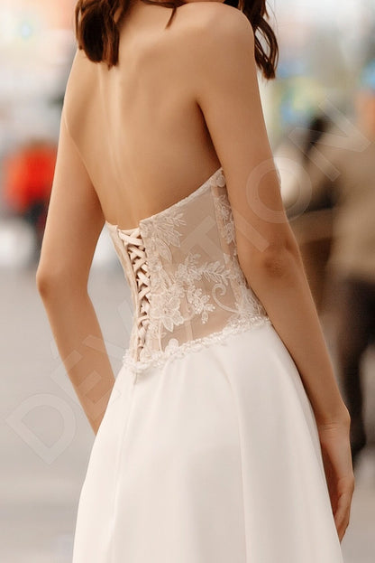 Pumila Open back A-line Sleeveless Wedding Dress 3