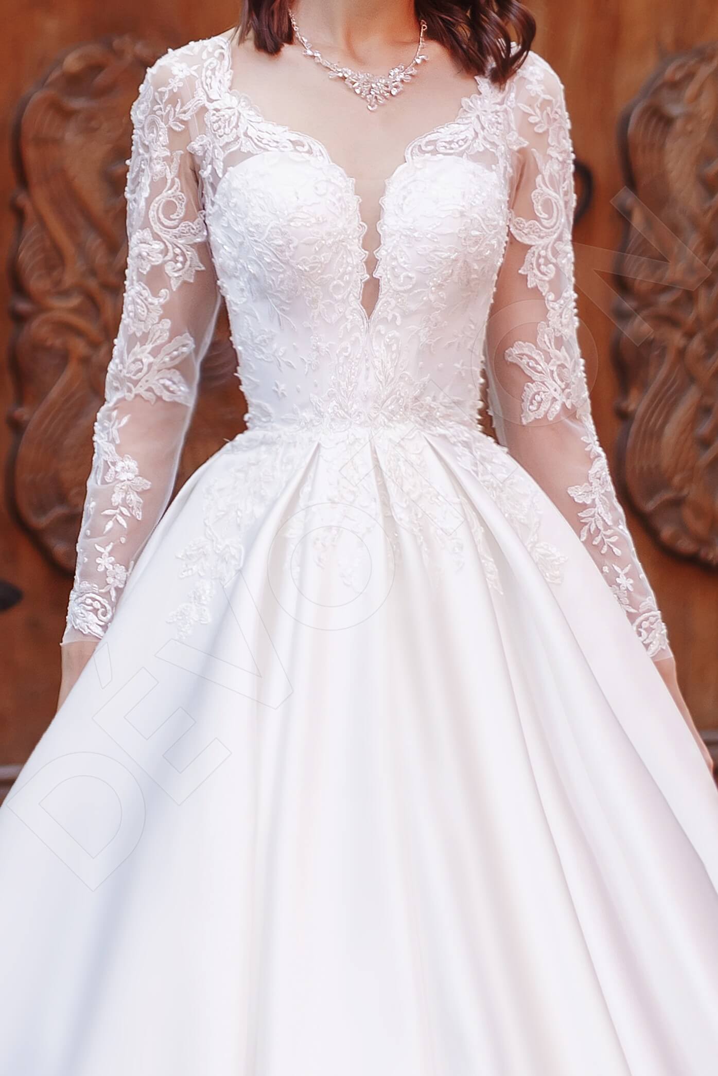 Halliana Princess/Ball Gown Long sleeve Open back Wedding Dress 2