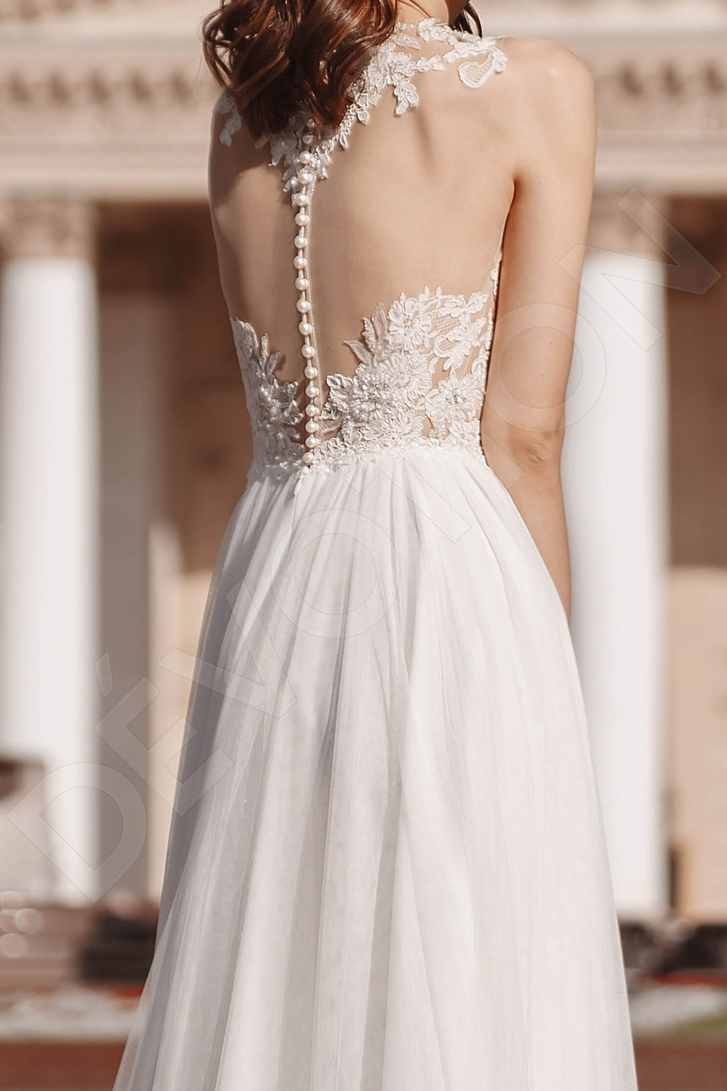 Freseri A-line Halter Ivory Wedding dress