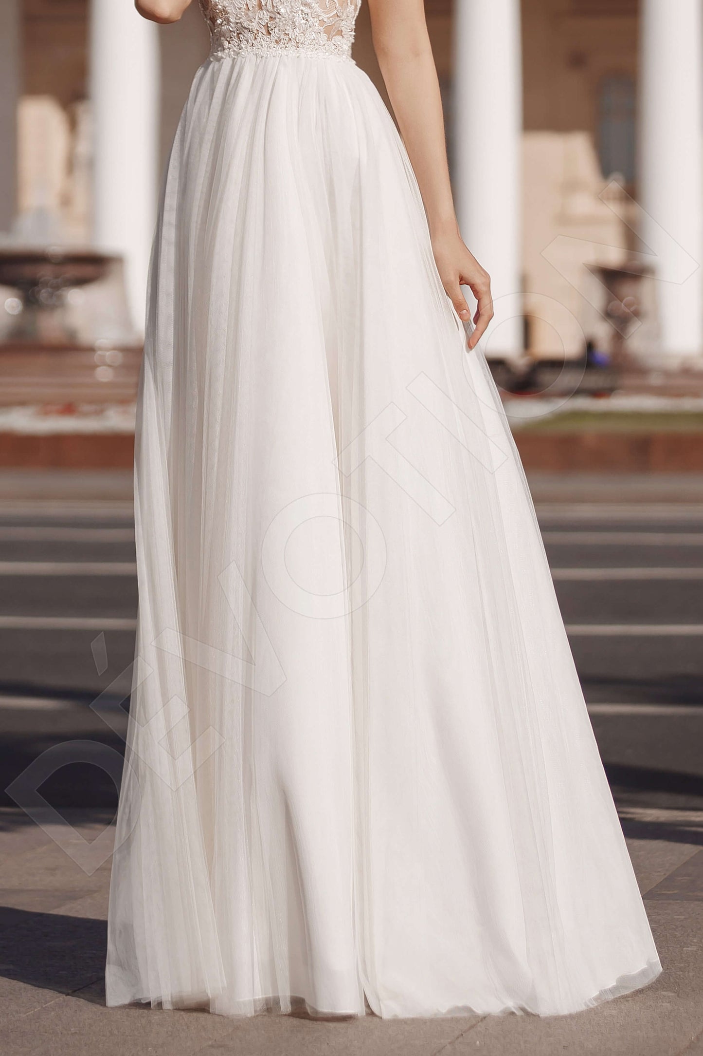 Freseri Full back A-line Sleeveless Wedding Dress 4