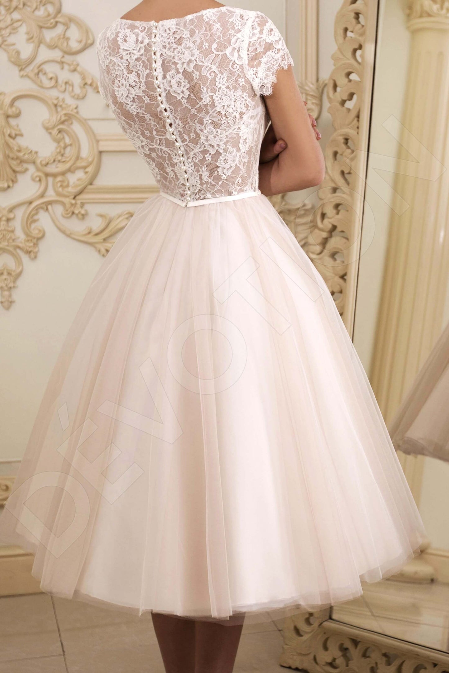 Lynn Full back A-line Short/ Cap sleeve Wedding Dress 4