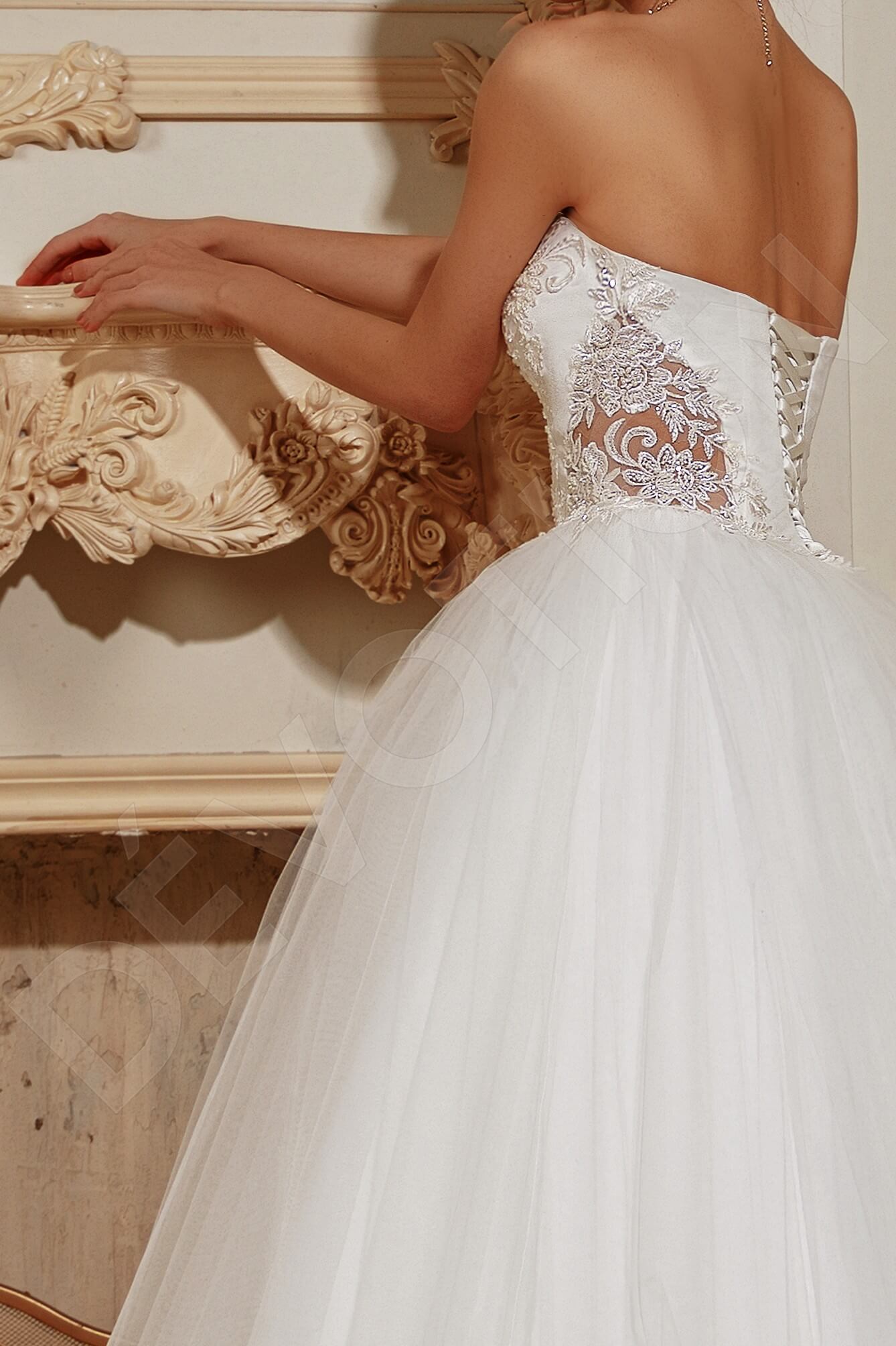 Nitana Open back Princess/Ball Gown Sleeveless Wedding Dress 3