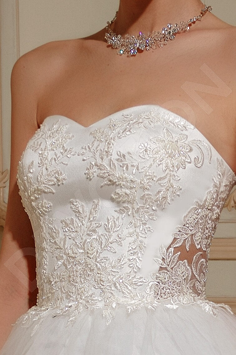 Nitana Open back Princess/Ball Gown Sleeveless Wedding Dress 5