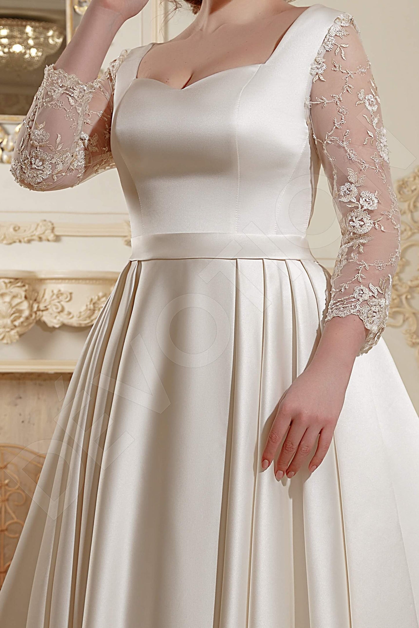 Izabella Full back A-line 3/4 sleeve Wedding Dress 2