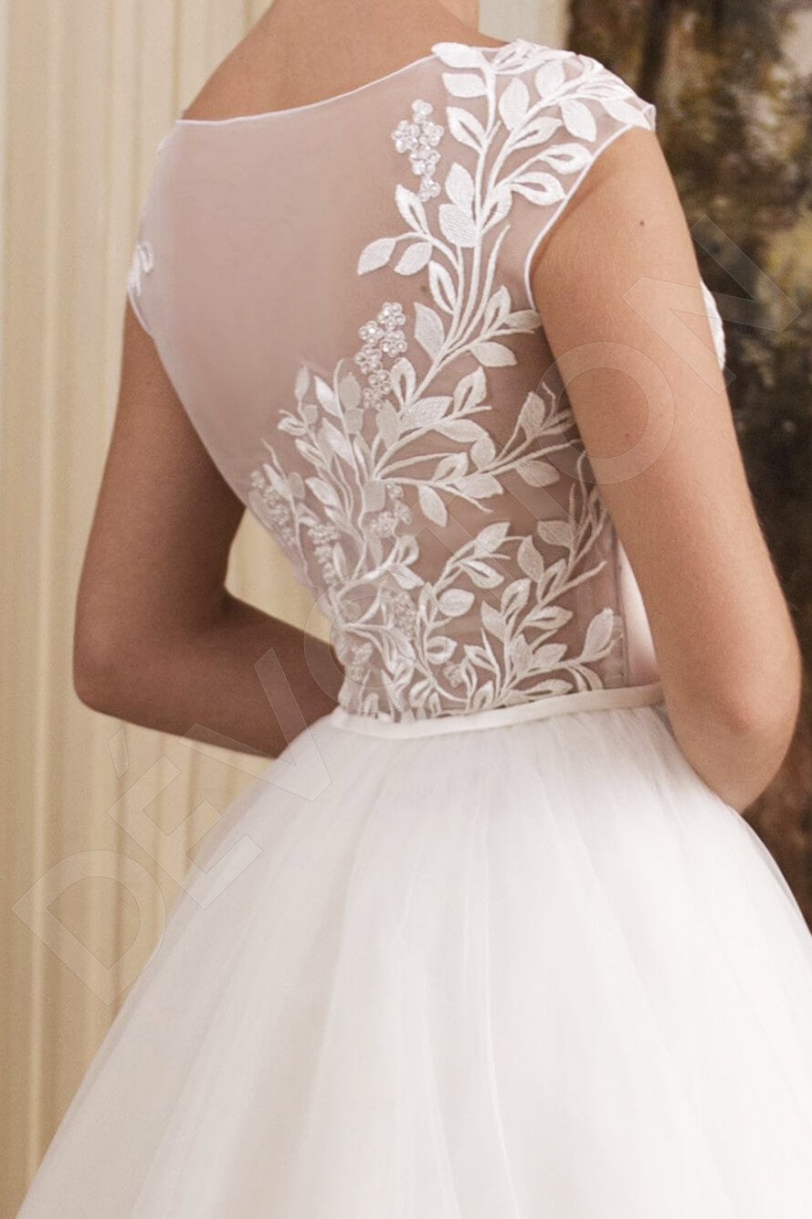 Jozefina Full back A-line Short/ Cap sleeve Wedding Dress 3
