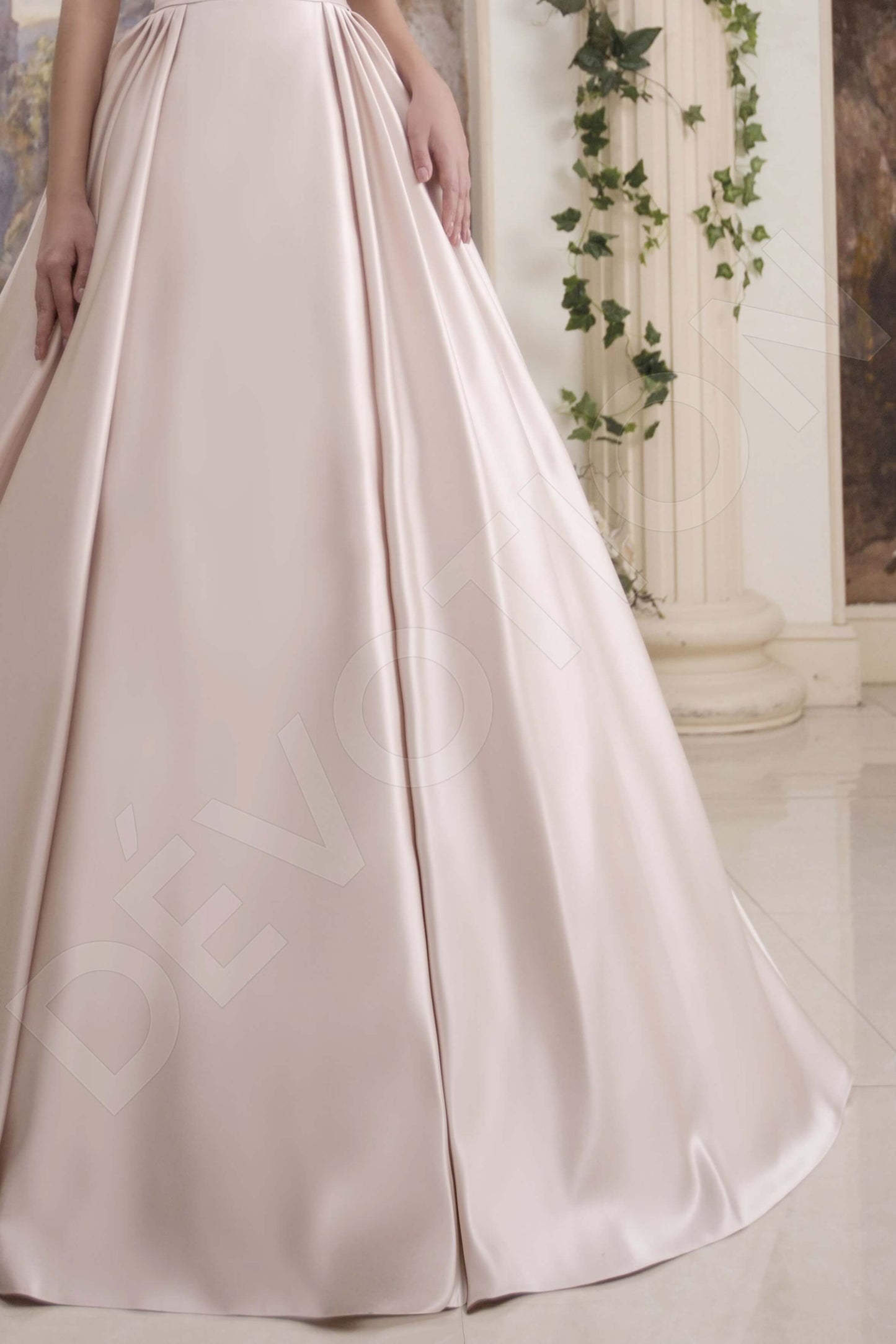 Vladania Open back A-line Straps Wedding Dress 5