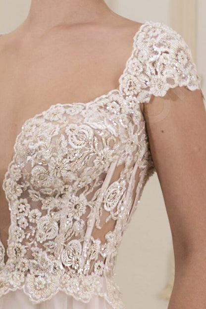 Lainie Full back A-line Short/ Cap sleeve Wedding Dress 6