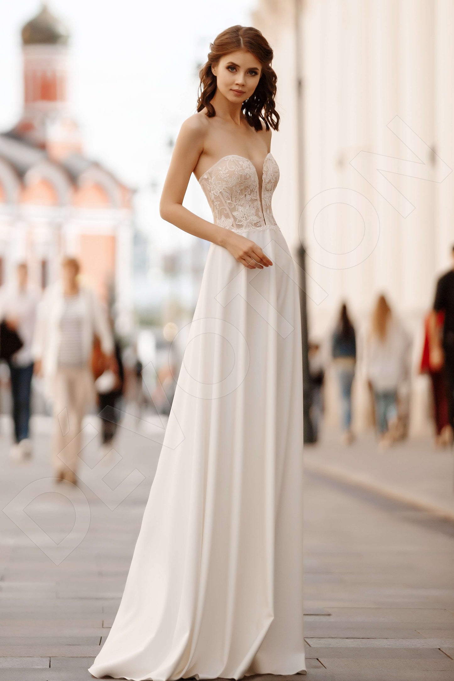 Pumila Open back A-line Sleeveless Wedding Dress Front