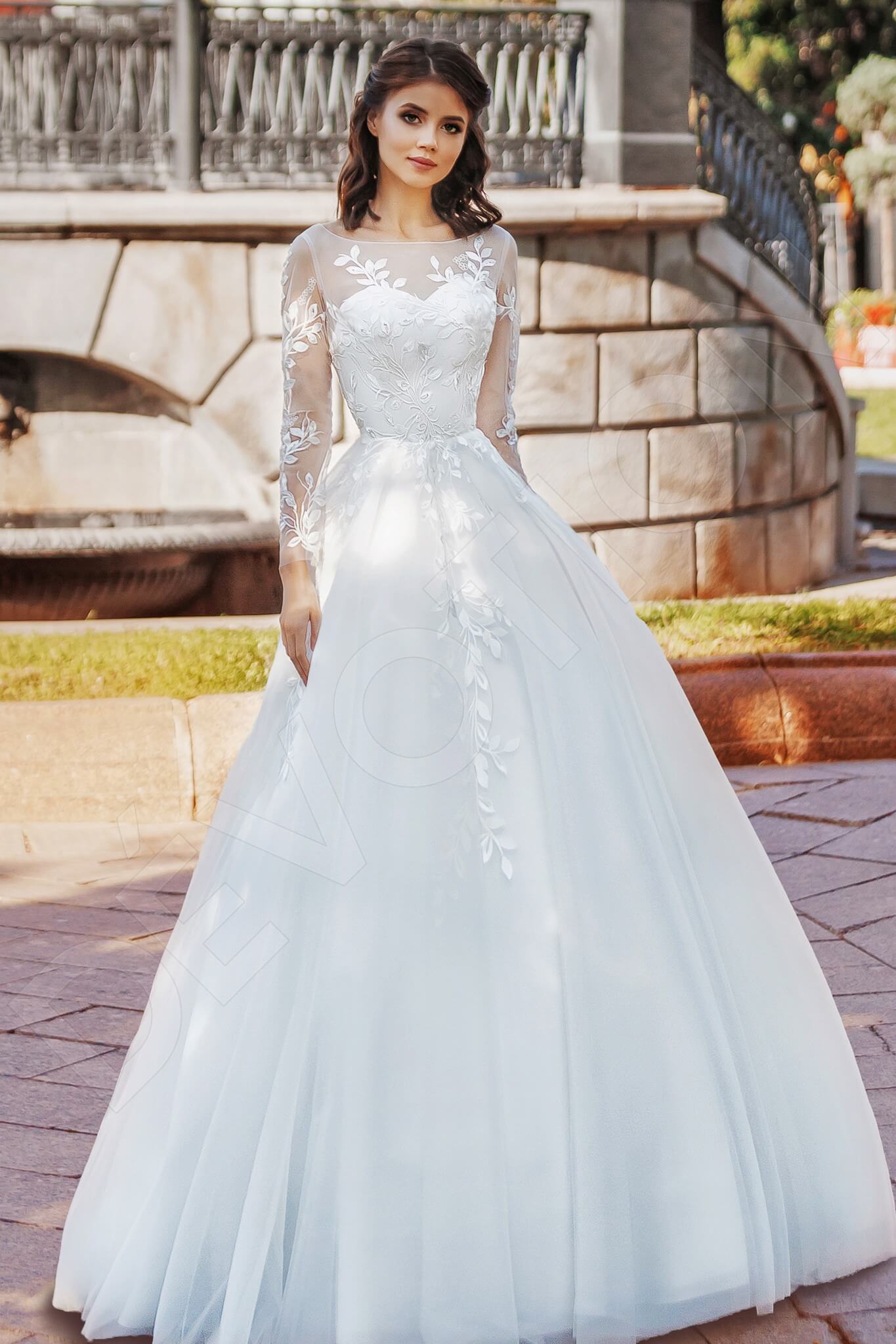 Villosa Full back Princess/Ball Gown Long sleeve Wedding Dress Front