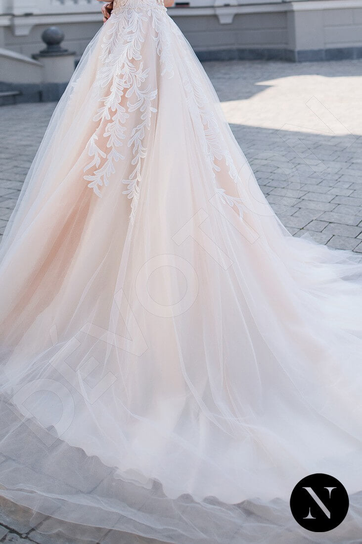 Lakeisha Full back A-line Short/ Cap sleeve Wedding Dress 6