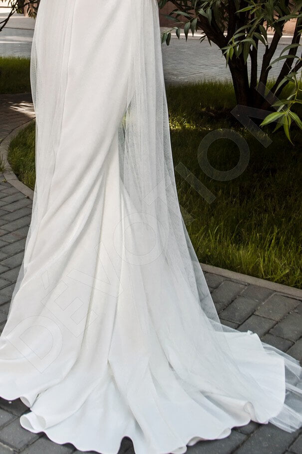 Numees A-line High neck Milk Wedding dress
