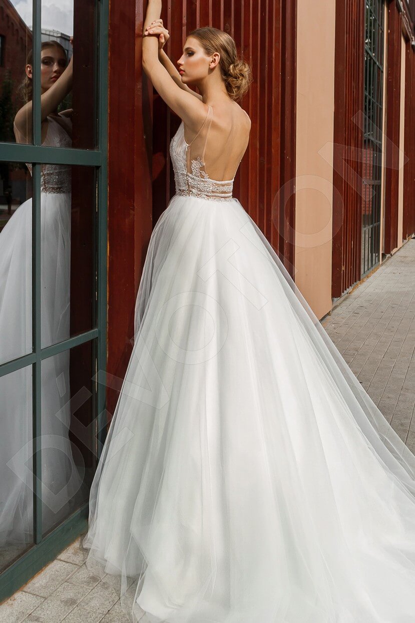 Mitena Open back A-line Sleeveless Wedding Dress Front