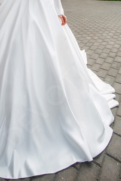 Misae Open back Princess/Ball Gown Long sleeve Wedding Dress 3