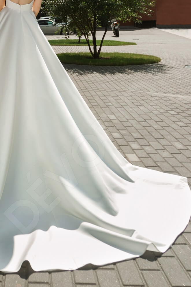Alyndra Open back A-line Straps Wedding Dress 6