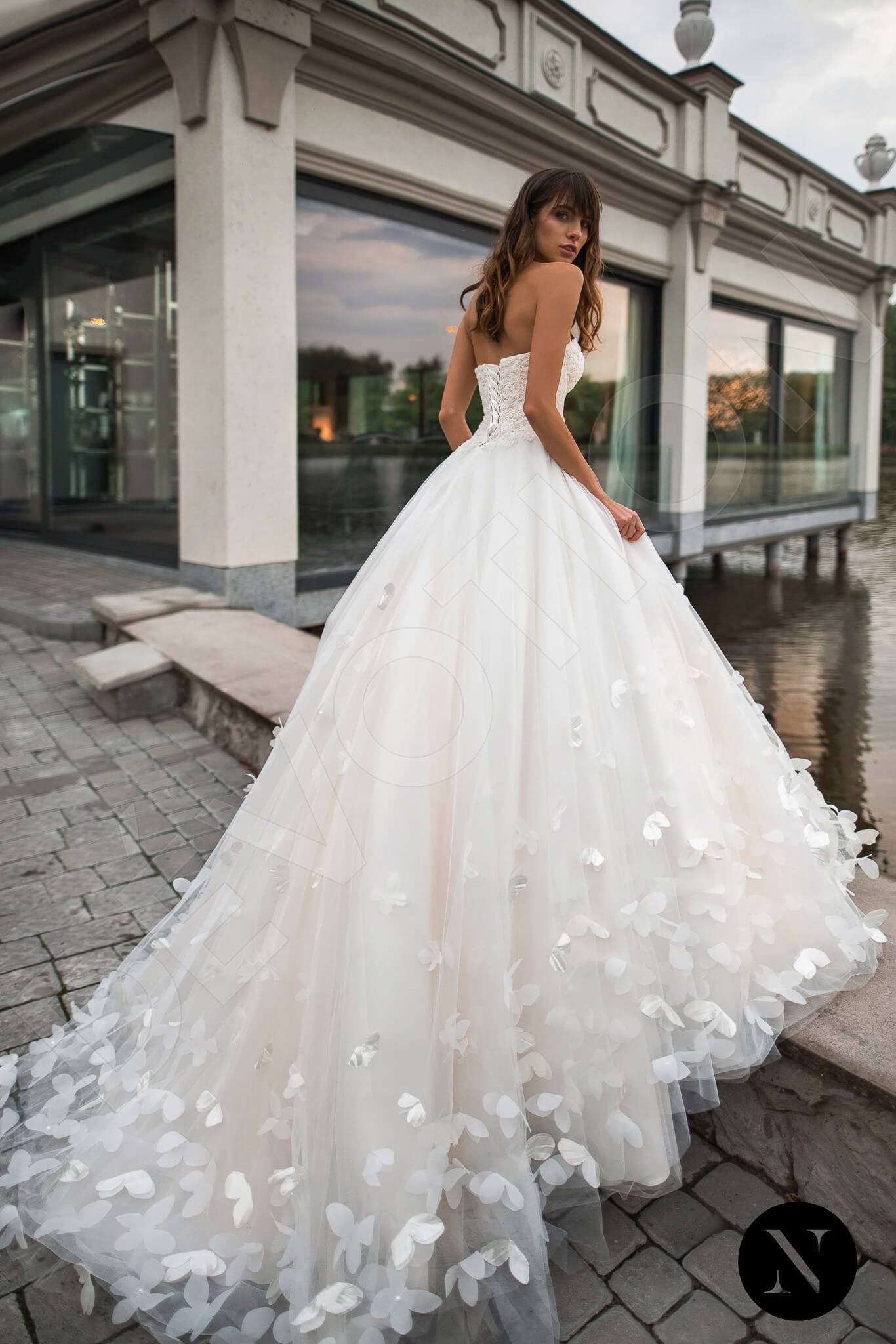Esperanza Open back Princess/Ball Gown Strapless Wedding Dress Back