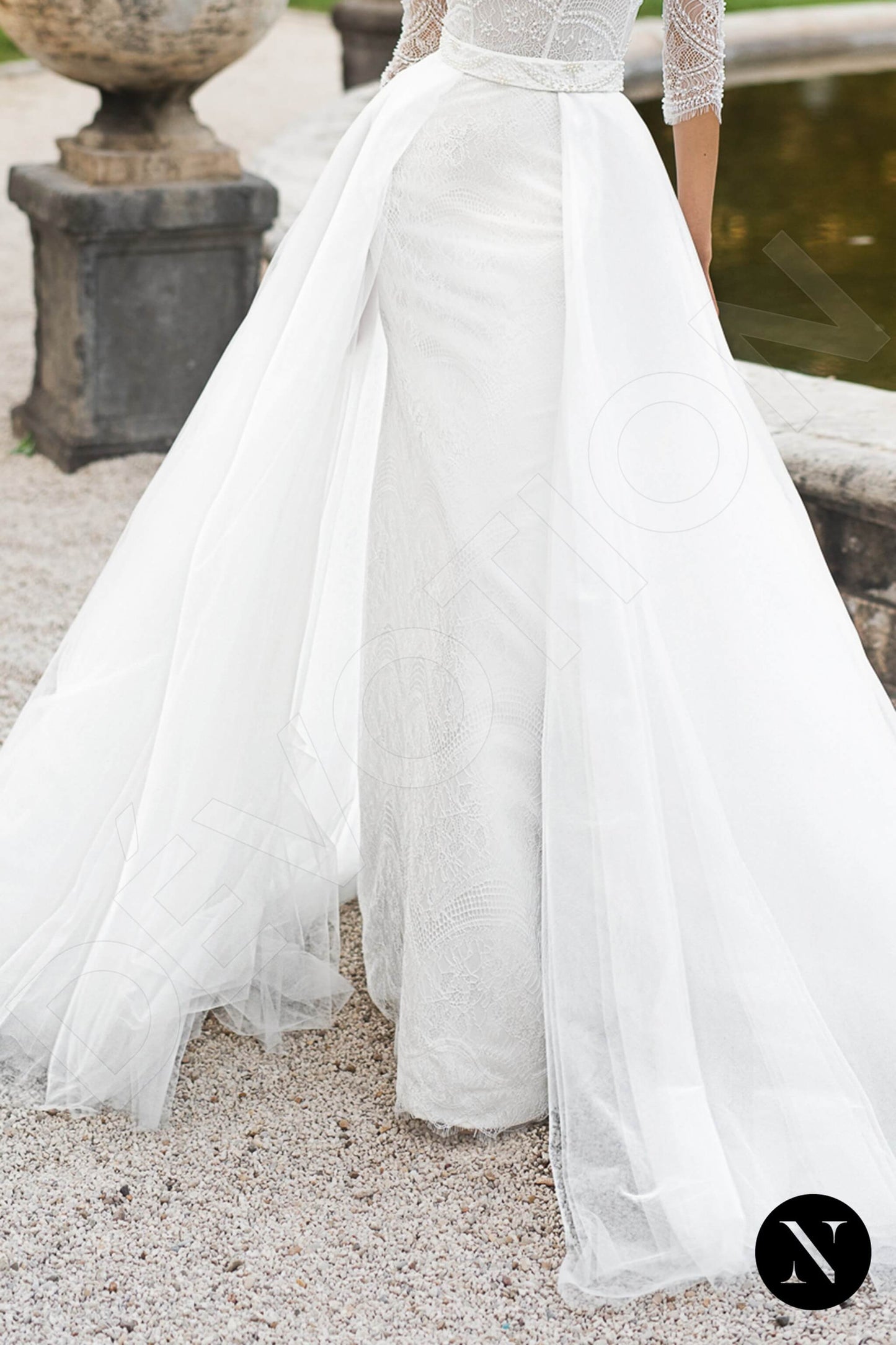 Iris Full back Sheath/Column 3/4 sleeve Wedding Dress 3