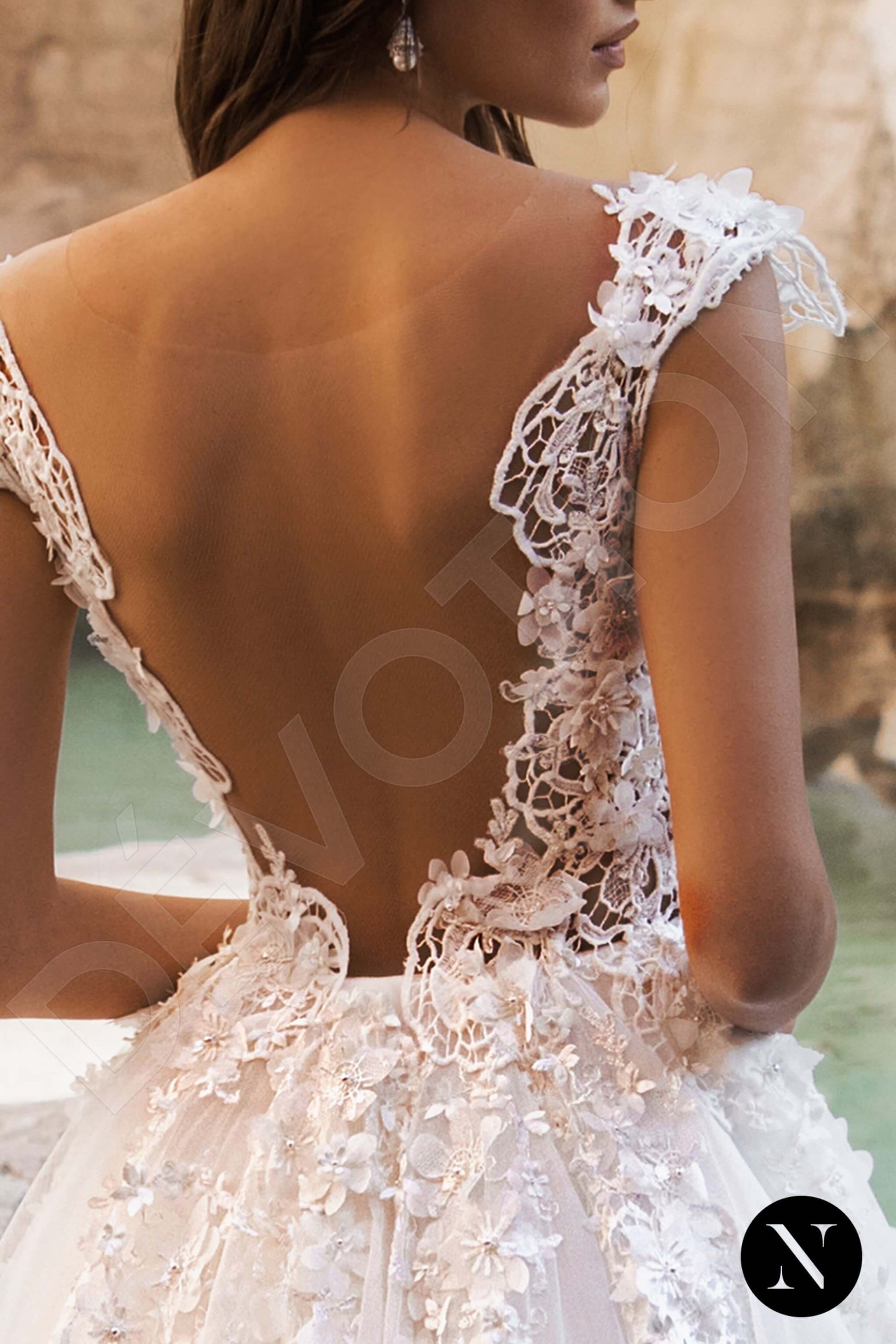 Ondina A-line Illusion Milk Wedding dress