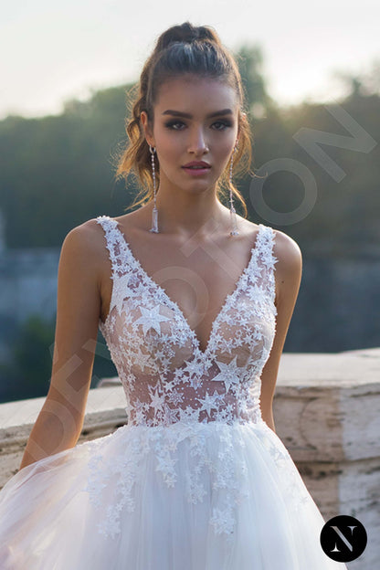 Sidonia Open back A-line Sleeveless Wedding Dress 2