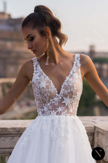 Sidonia Open back A-line Sleeveless Wedding Dress 3