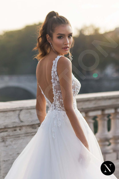 Sidonia Open back A-line Sleeveless Wedding Dress 5