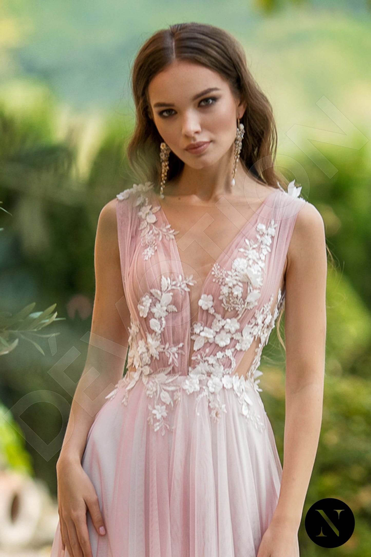 Pink Edelweiss Full back A-line Sleeveless Wedding Dress 2