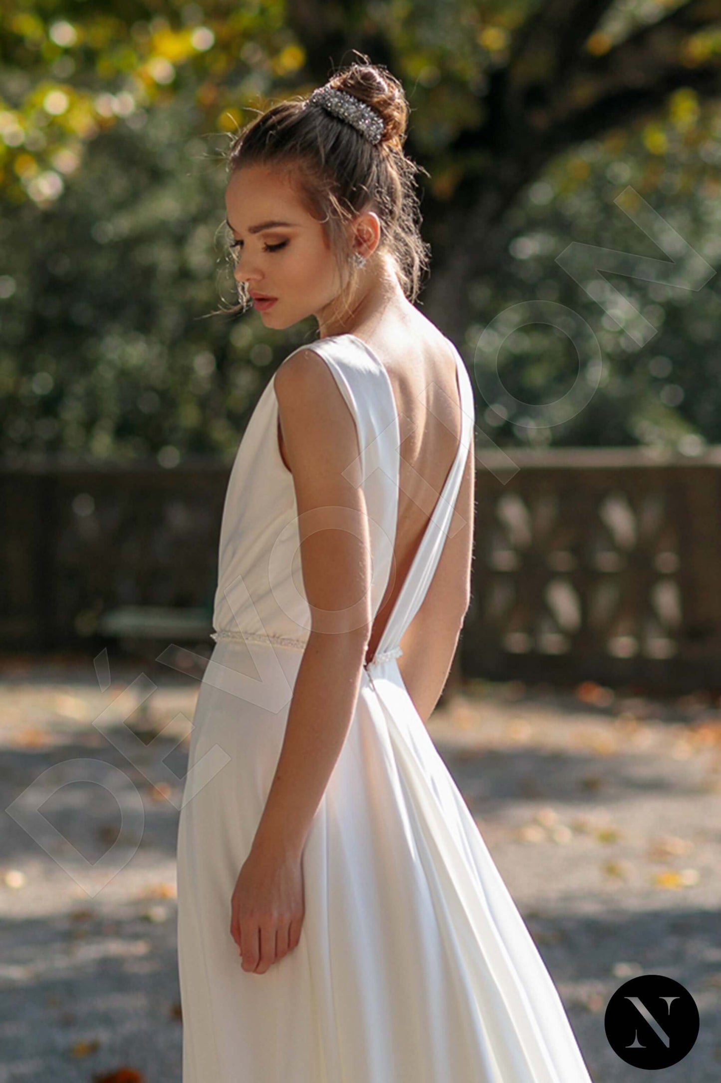 Cordelia Open back A-line Sleeveless Wedding Dress 5