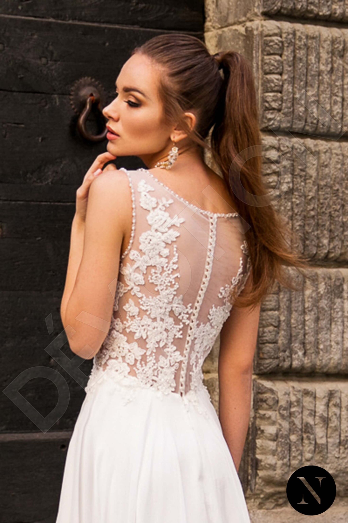 Viola Full back A-line Sleeveless Wedding Dress 5