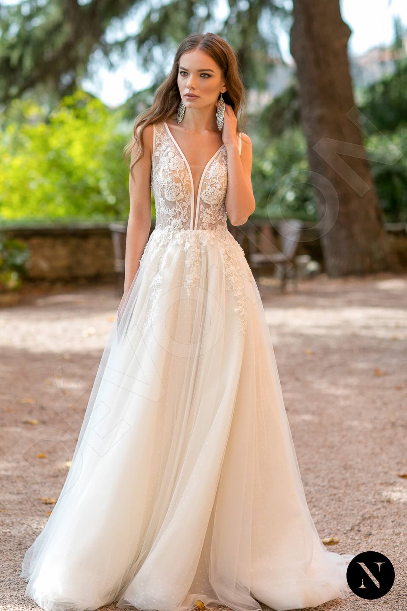 Mathiola Open back A-line Sleeveless Wedding Dress Front