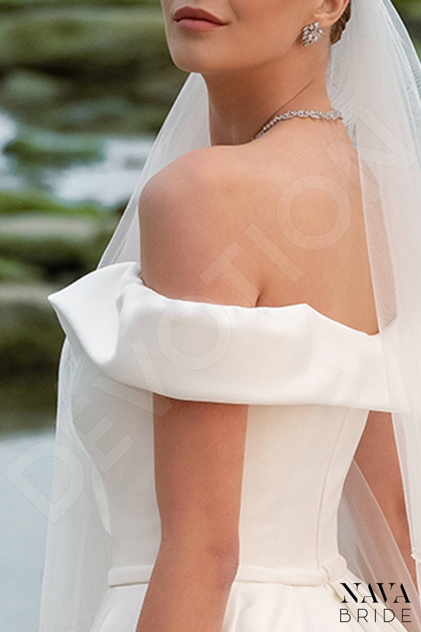 Amanella Open back A-line Sleeveless Wedding Dress 5