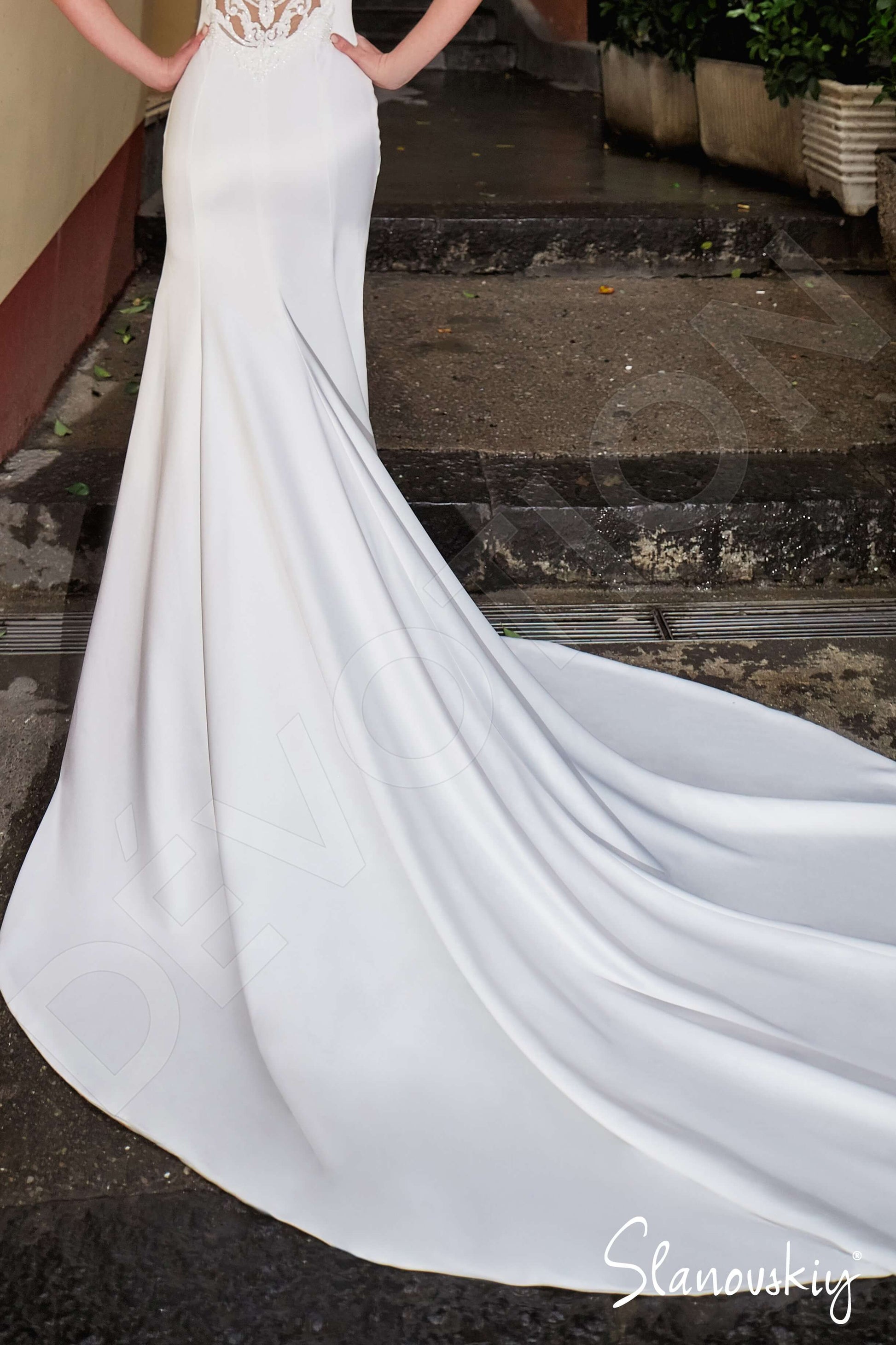 Sveia Trumpet/Mermaid Boat/Bateau Ivory Wedding dress