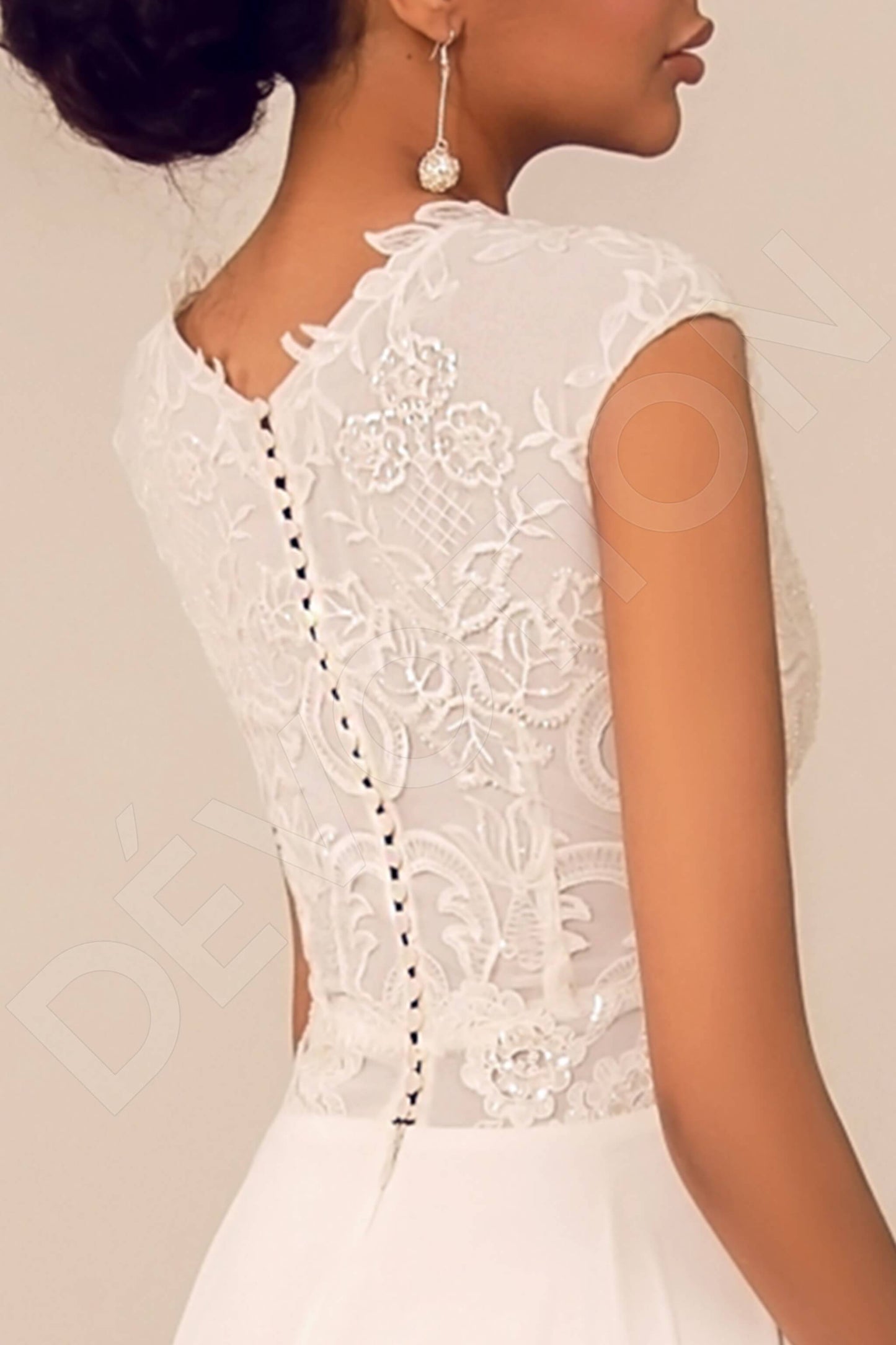 Mireya Full back A-line Short/ Cap sleeve Wedding Dress 6