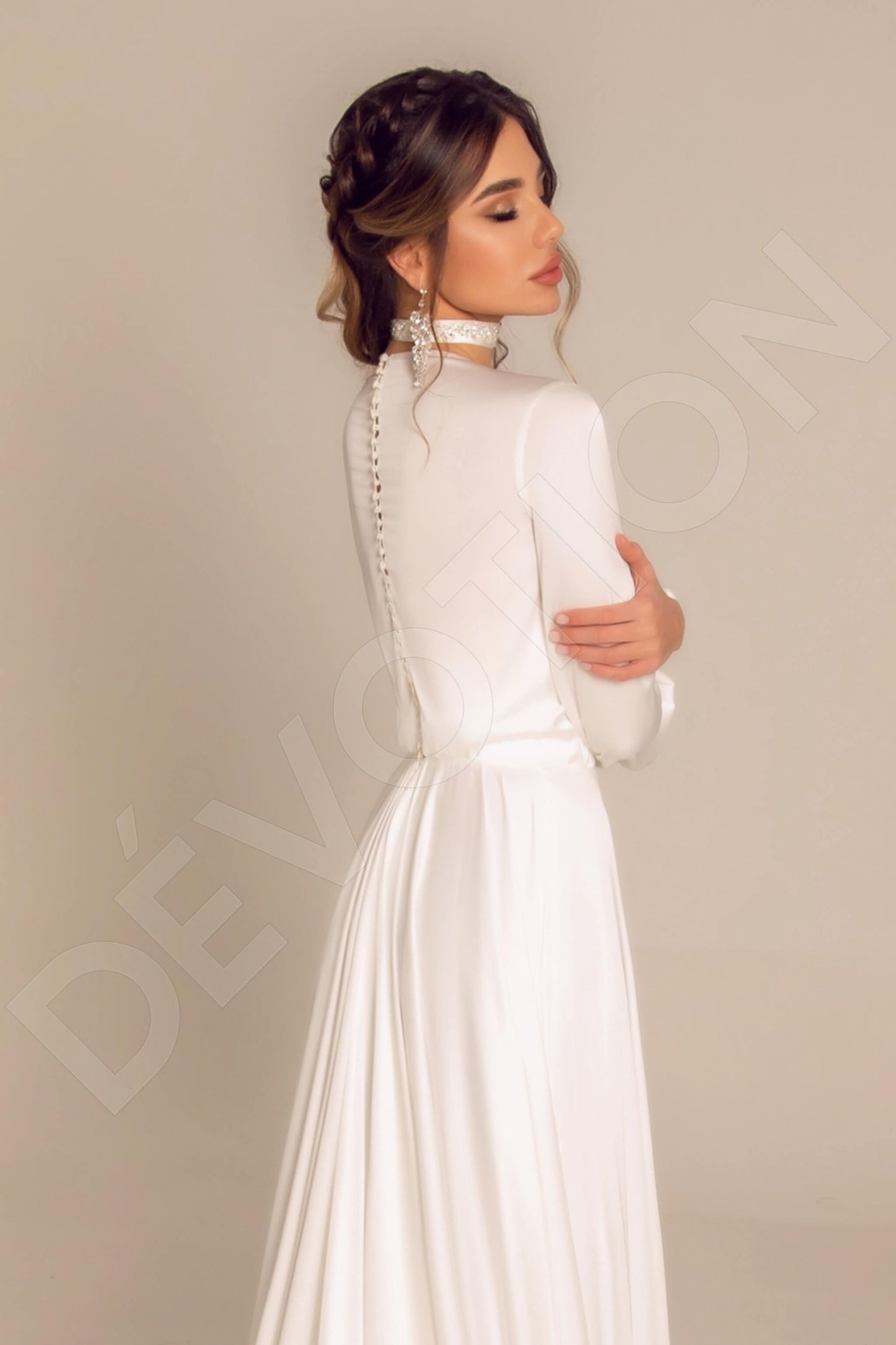 Winnie Full back A-line Long sleeve Wedding Dress 5