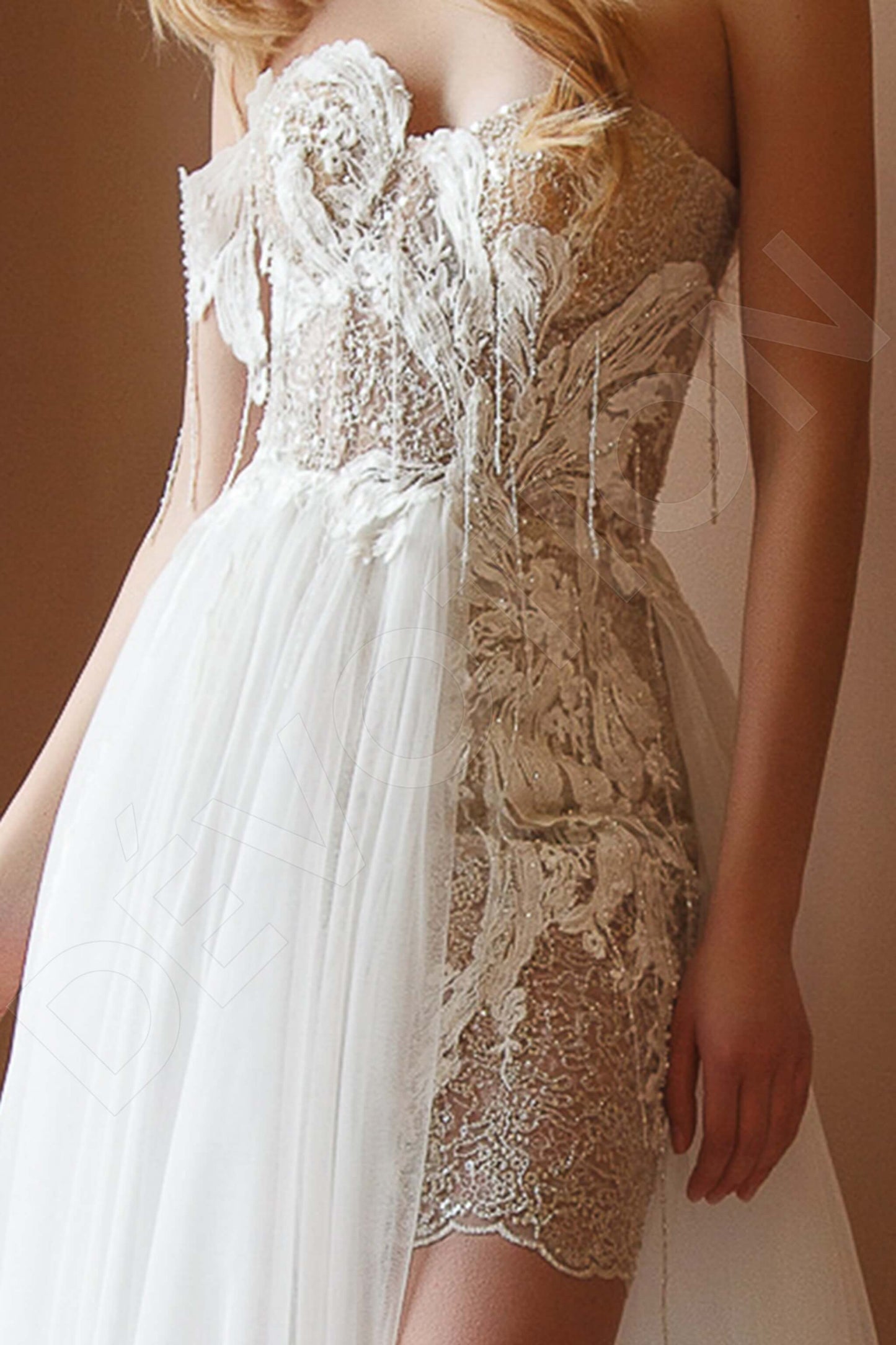 Davia Open back A-line Sleeveless Wedding Dress 5