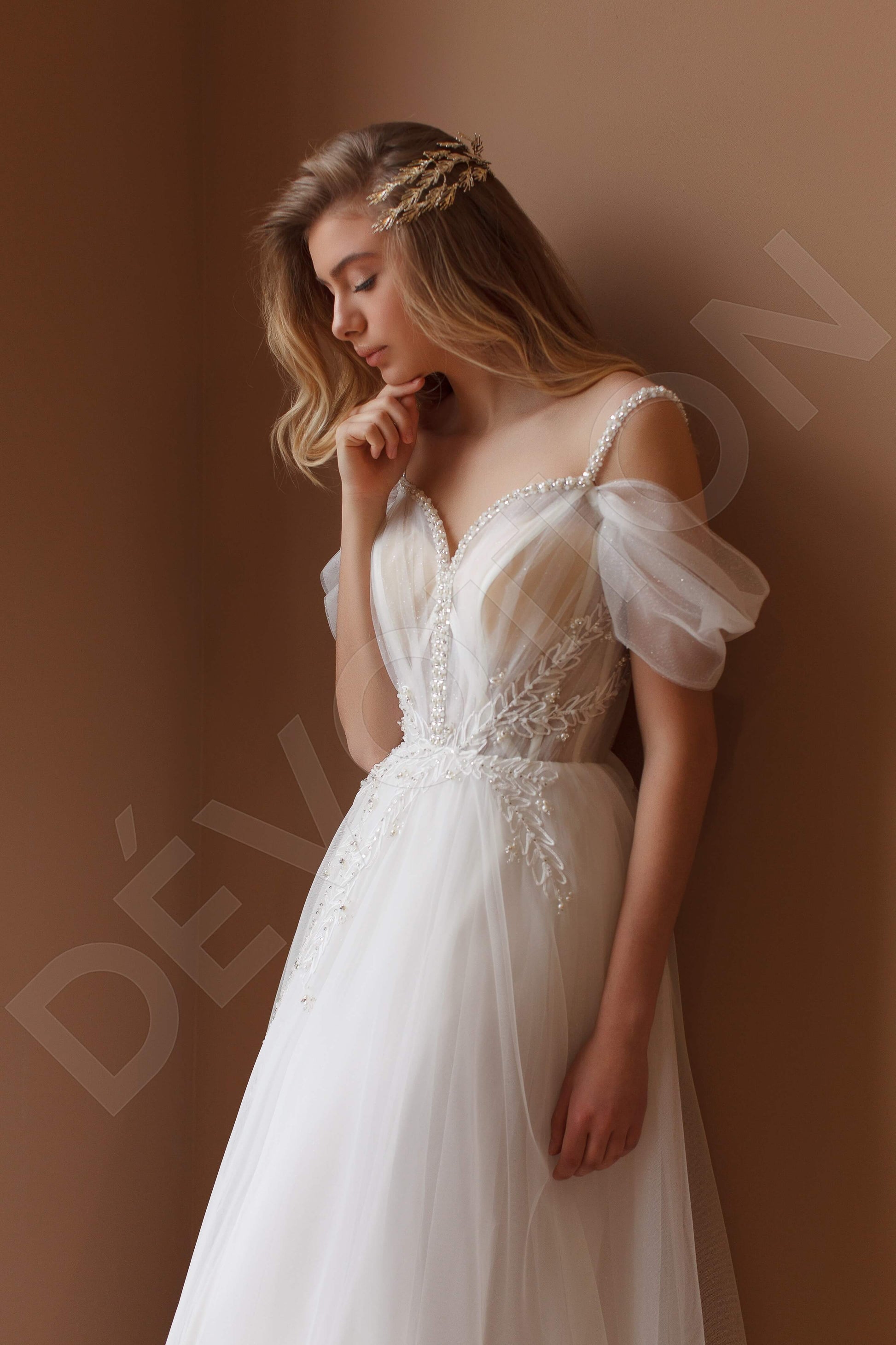 Lavanna A-line V-neck Milk Wedding dress