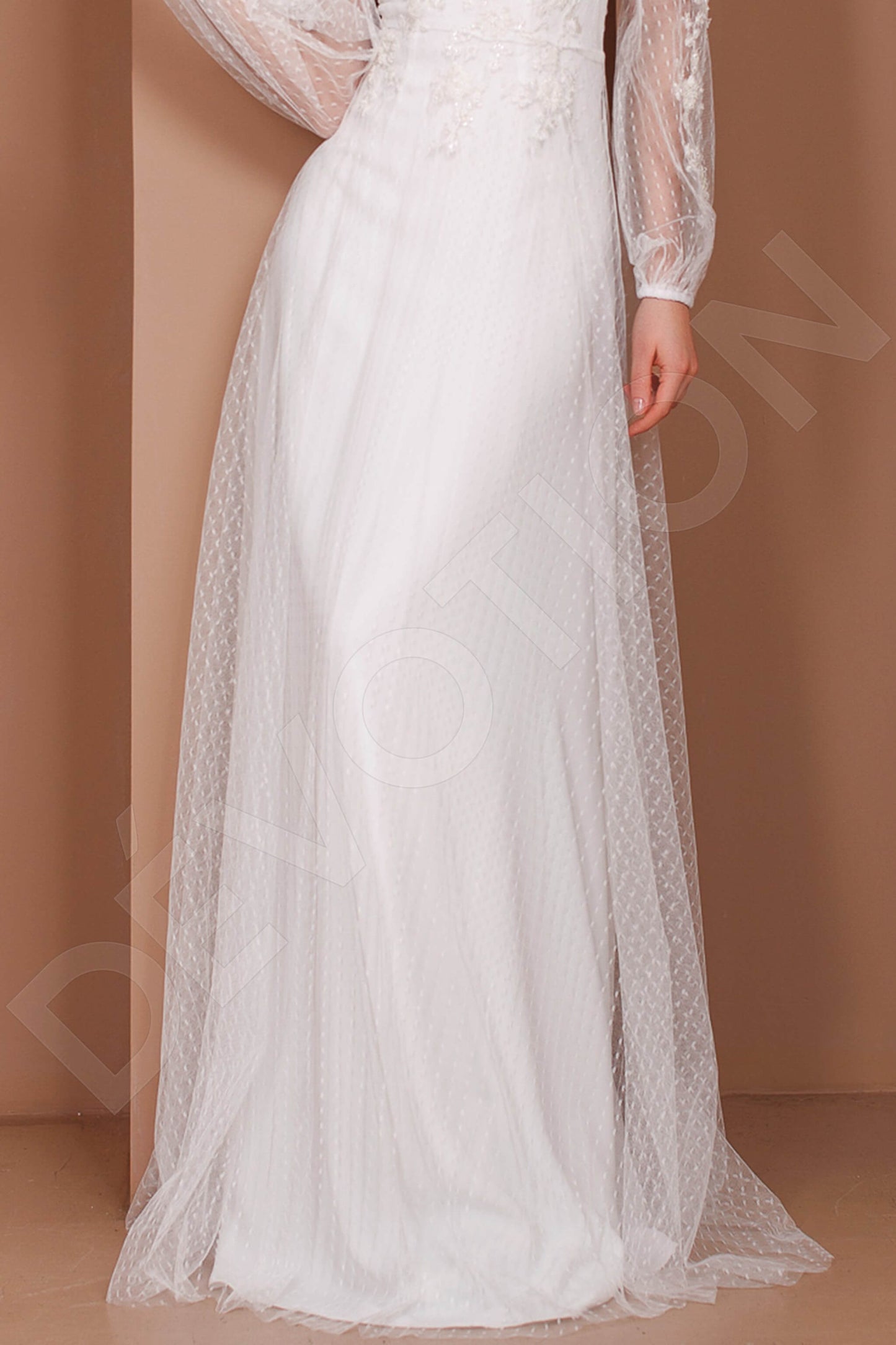 Mariania Full back A-line Long sleeve Wedding Dress 7