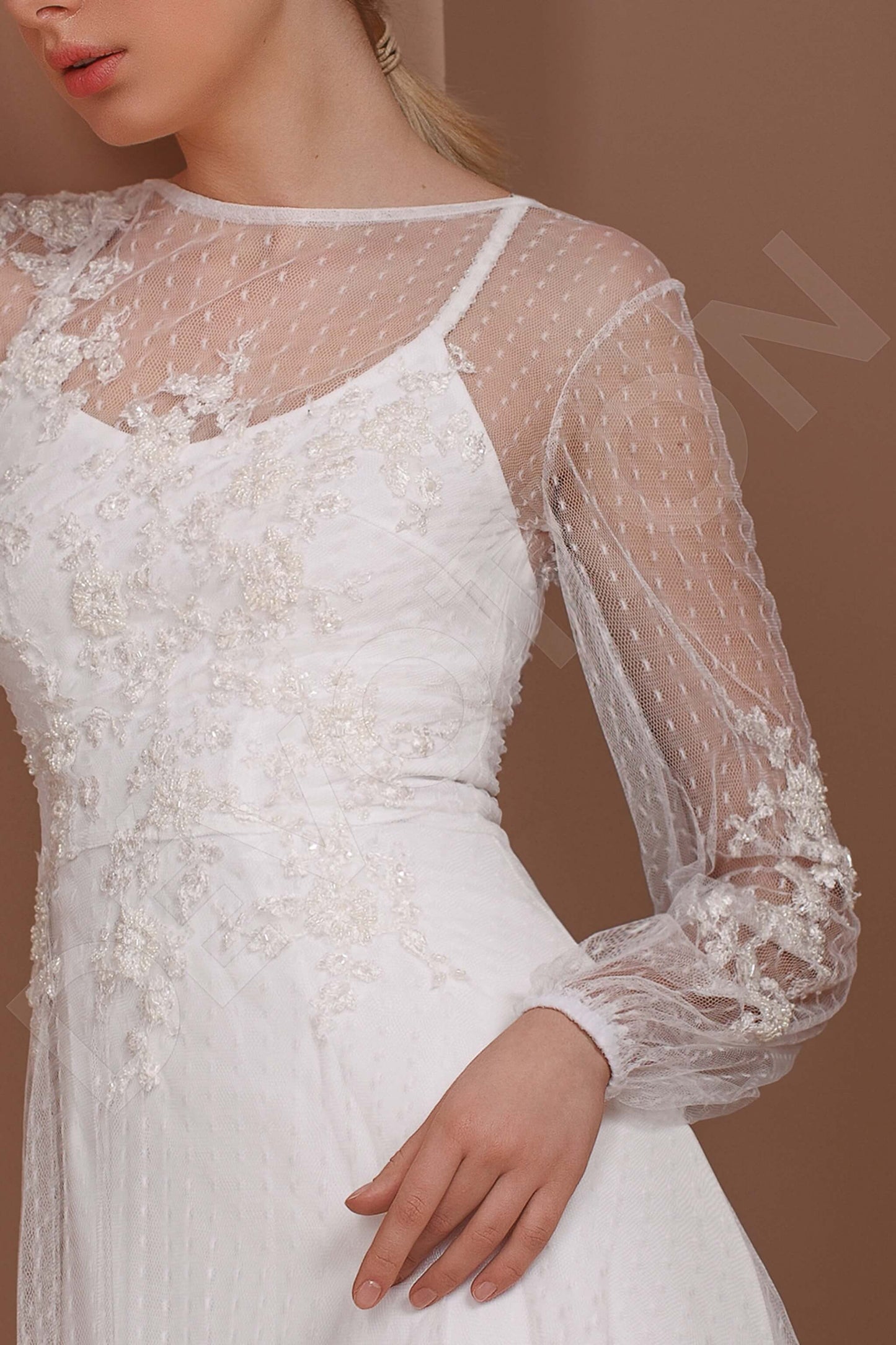 Mariania Full back A-line Long sleeve Wedding Dress 6