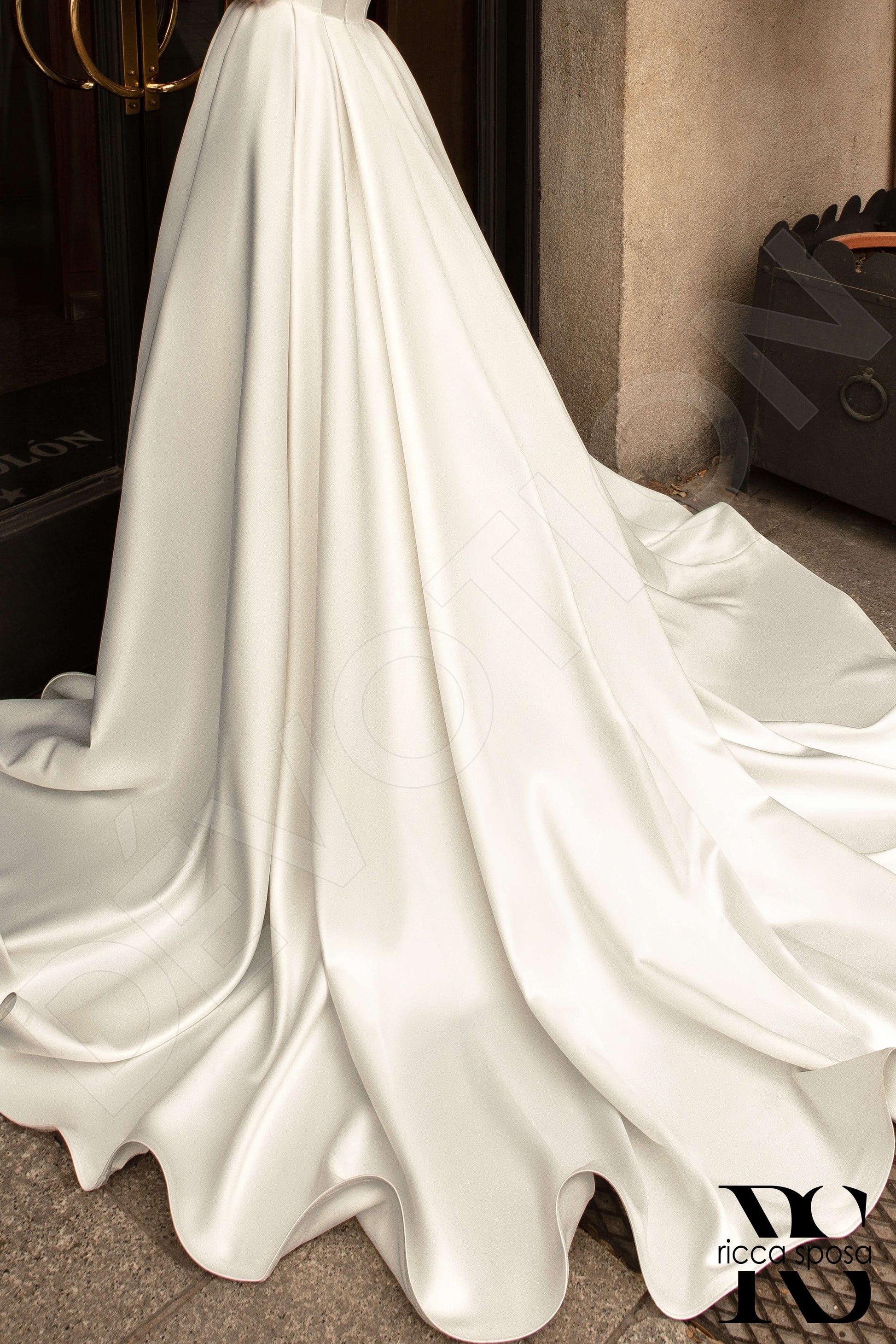 Isha A-line Straight across Ivory Wedding dress