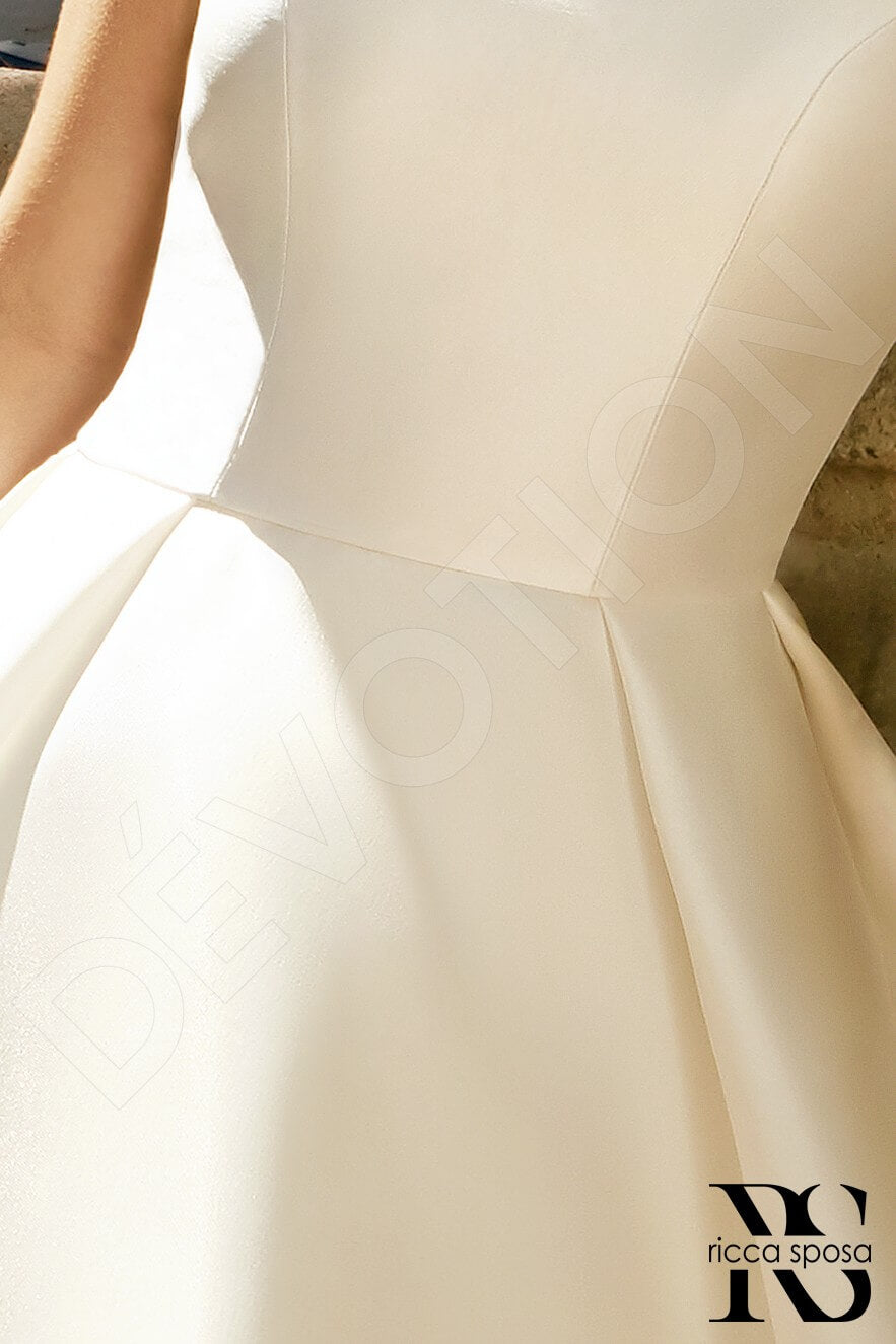 Jazmin Open back A-line Sleeveless Wedding Dress 3