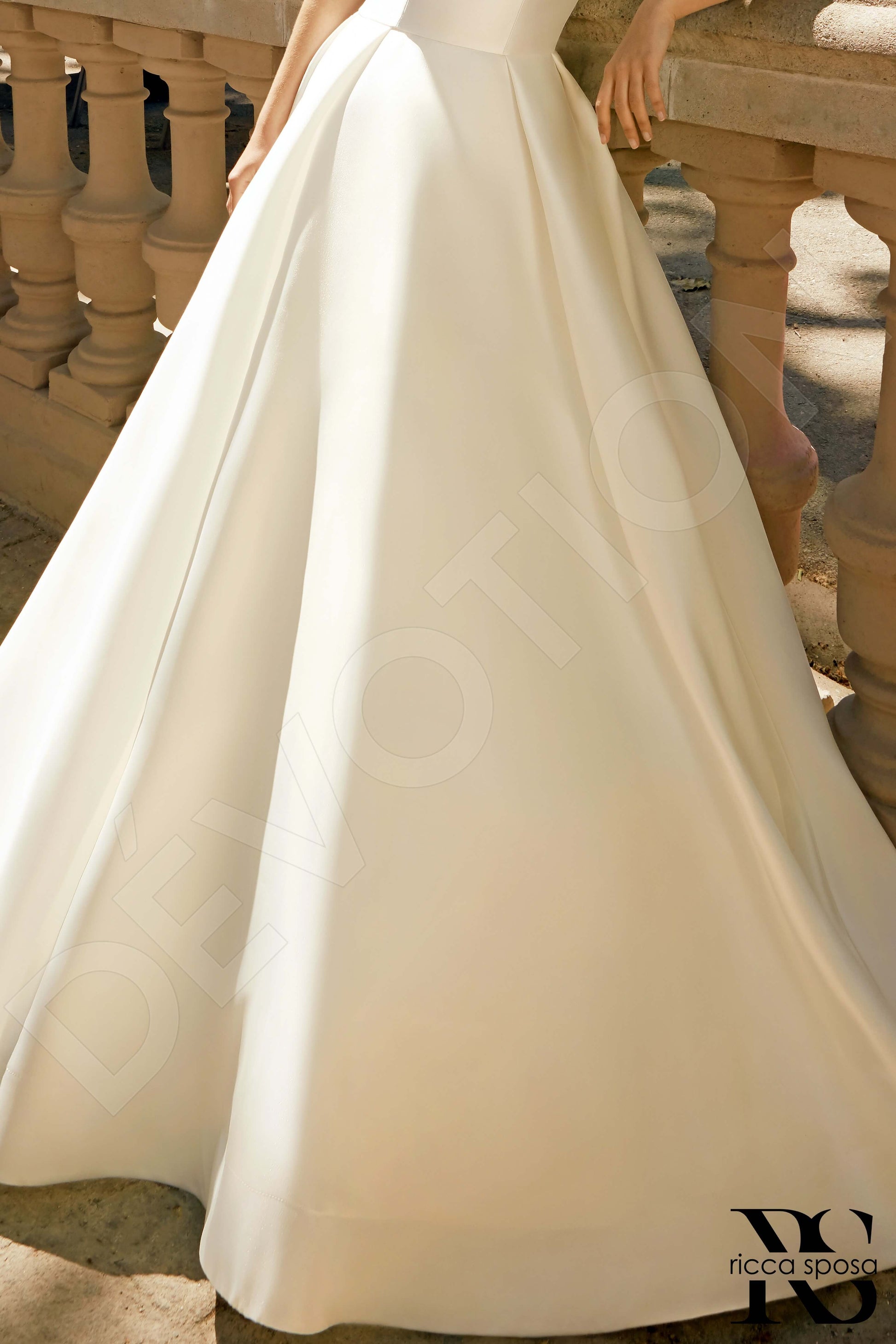 Jazmin A-line Boat/Bateau Ivory Wedding dress