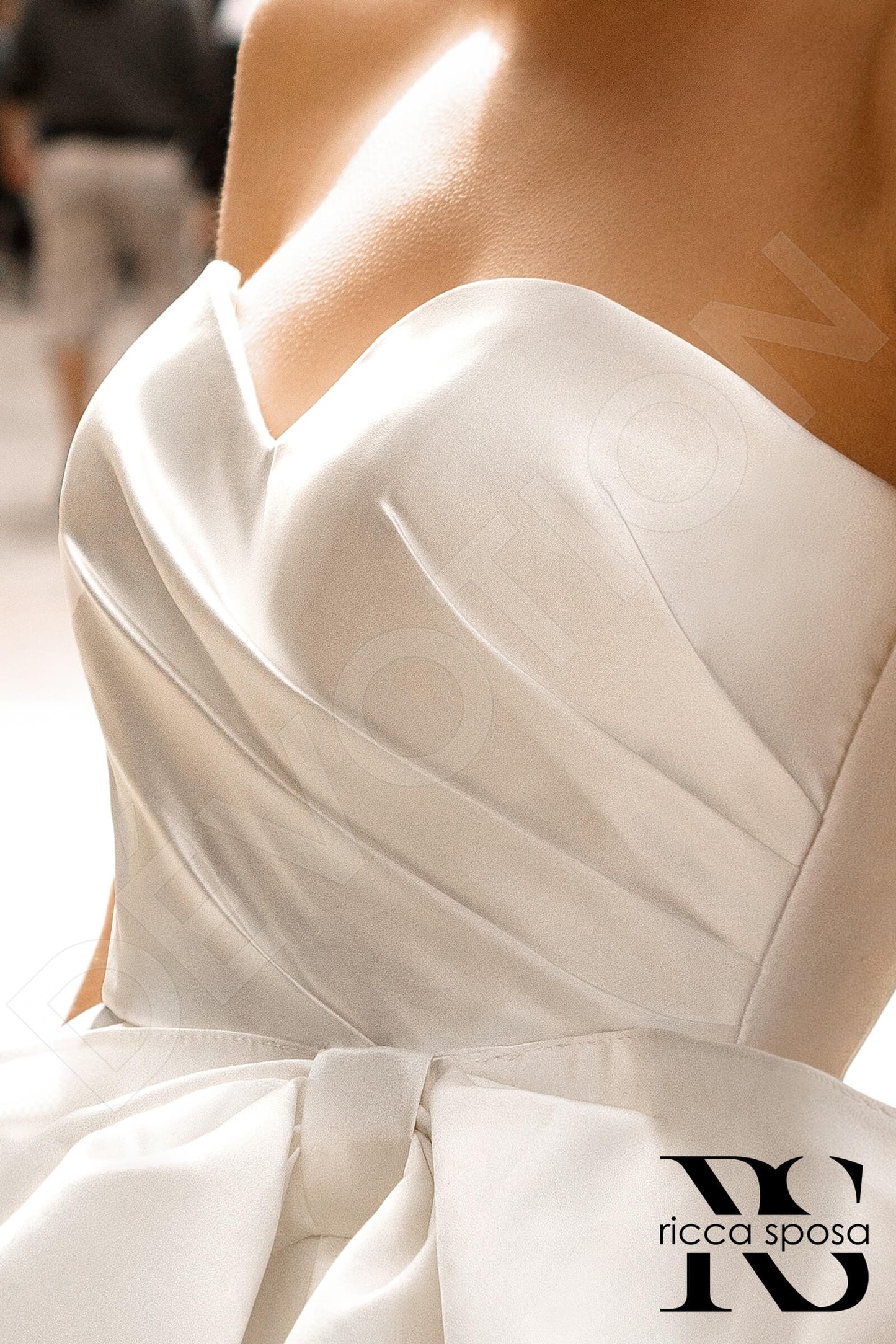 Junaj Open back A-line Strapless Wedding Dress 6