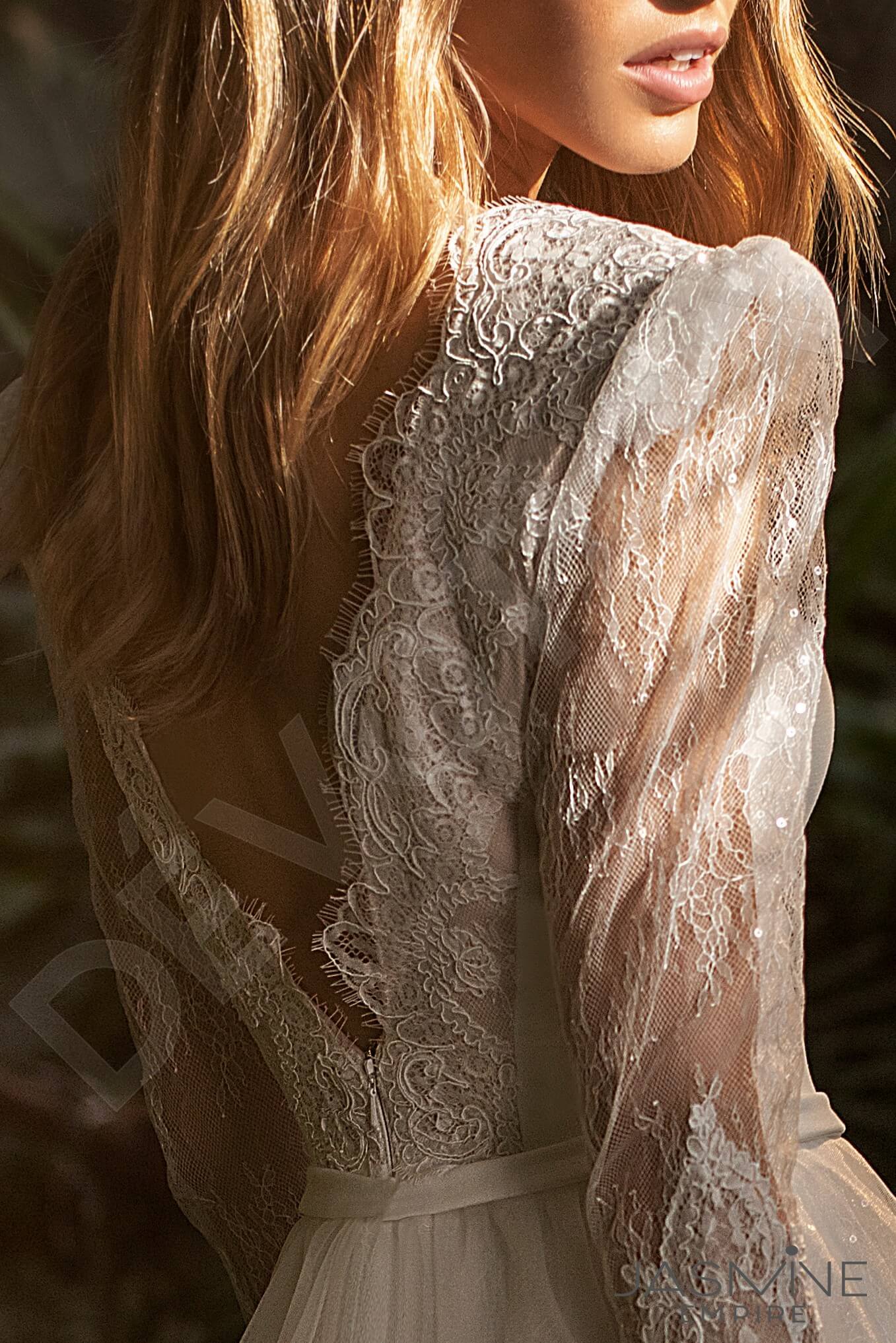 Ara Open back A-line Long sleeve Wedding Dress 4