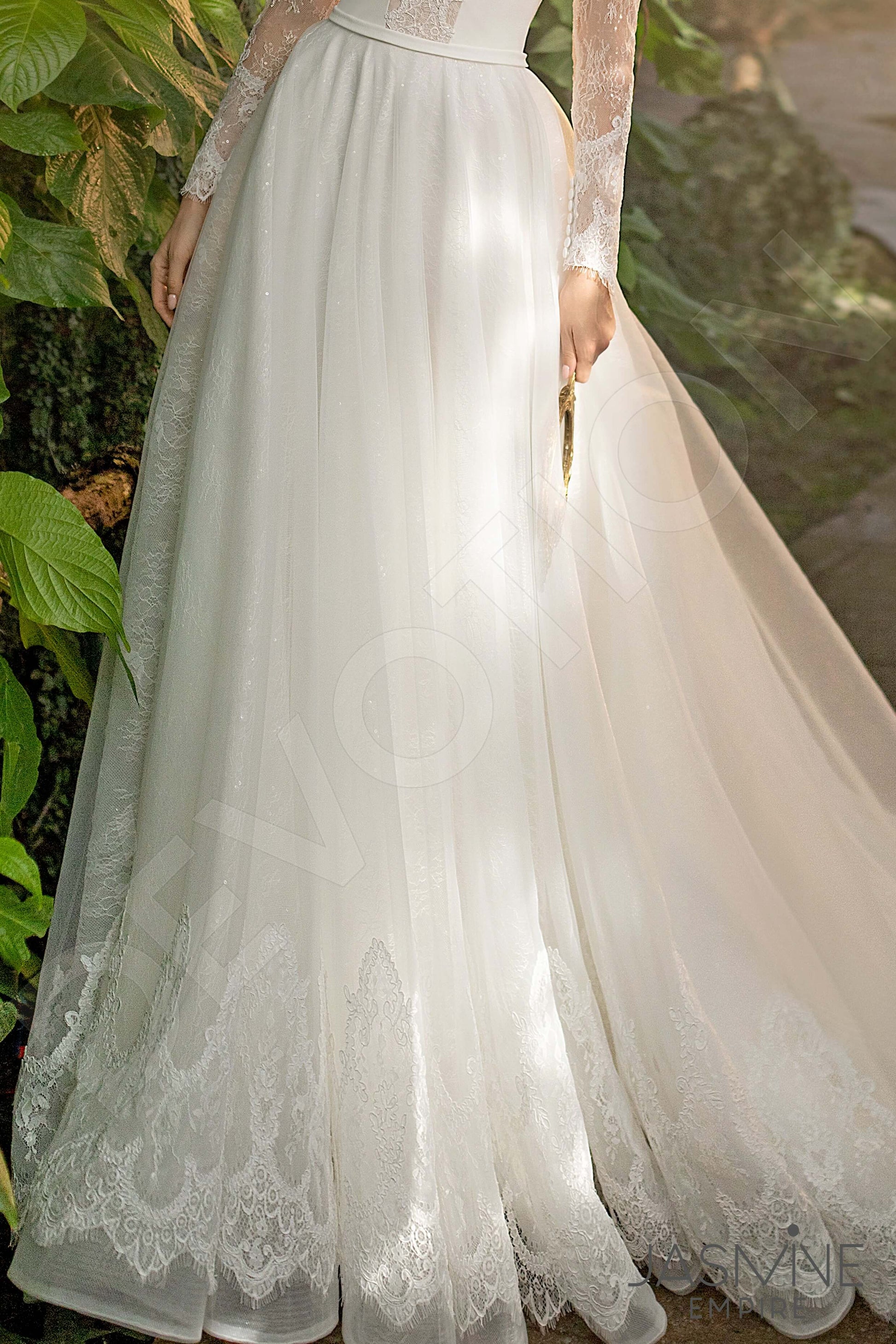 Ara A-line V-neck Ivory Wedding dress