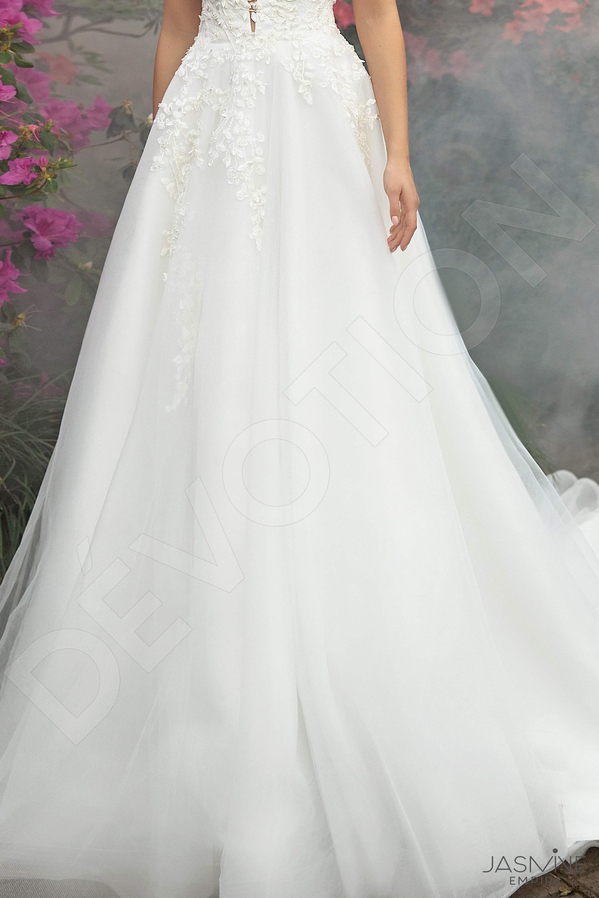 Kesidi A-line Boat/Bateau Ivory Wedding dress