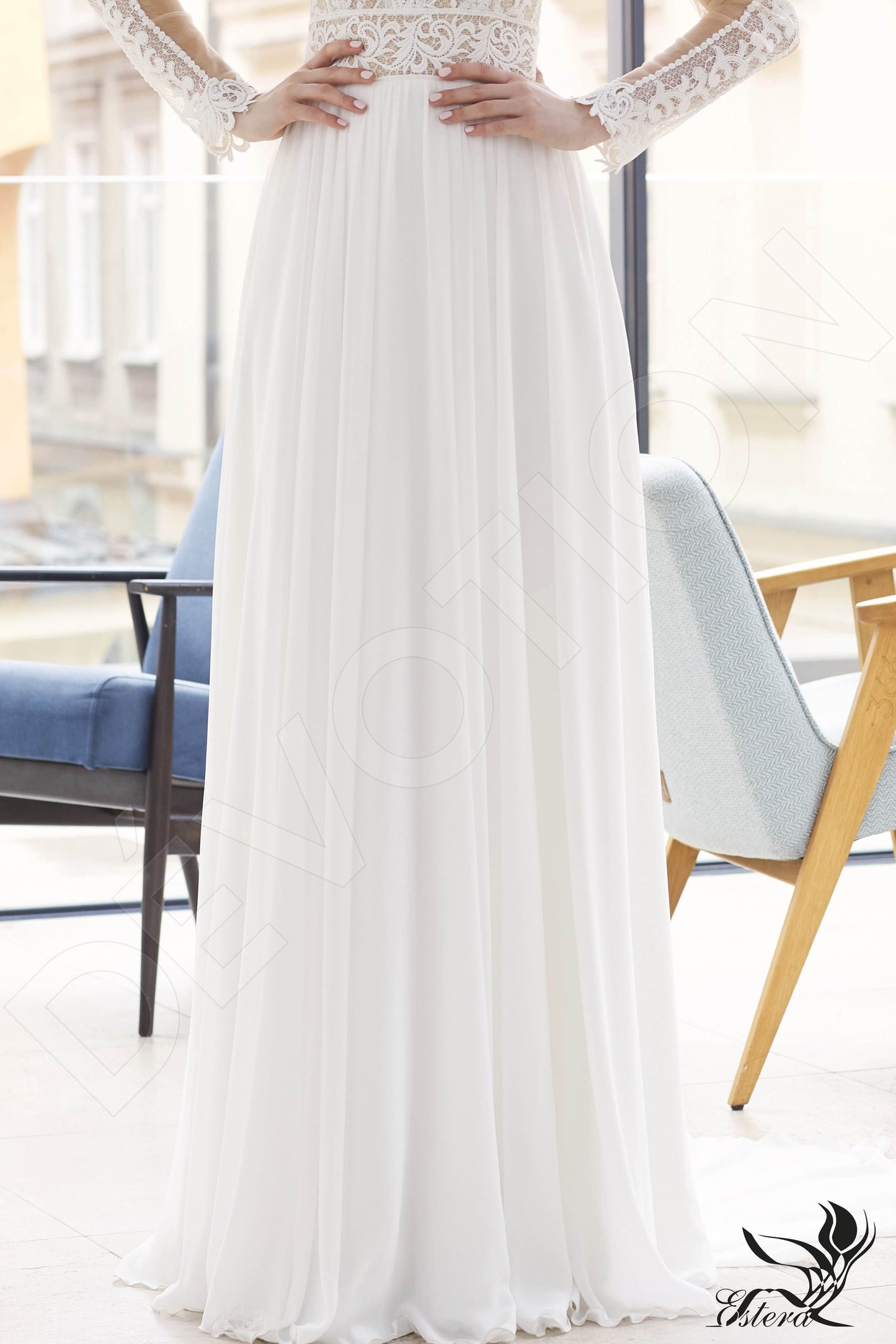 Ajrin Full back A-line Long sleeve Wedding Dress 3