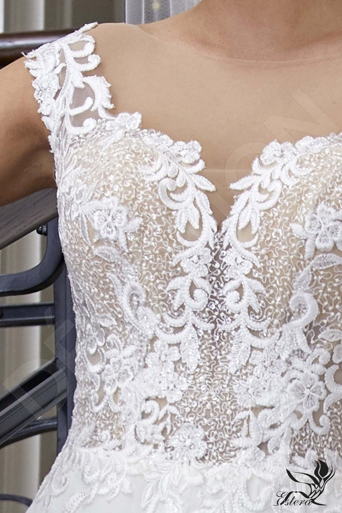 Anan Full back A-line Short/ Cap sleeve Wedding Dress 6